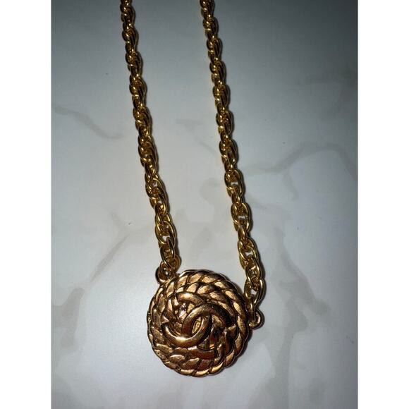 Chanel CC Quilted Round Pendant Necklace - Gold-Tone - Picture 1 of 6